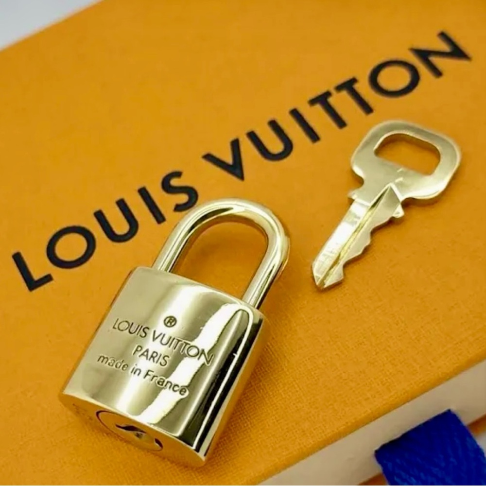 🔒 LV Gold Padlock & Key | #317 | Authentic LV Hardware